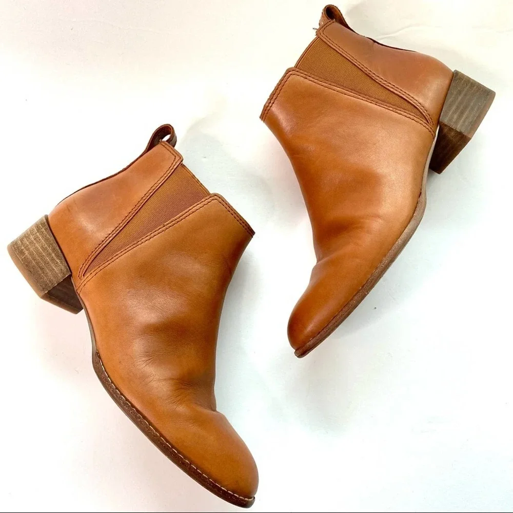 MADEWELL The Carina Boot in English Saddle Leather